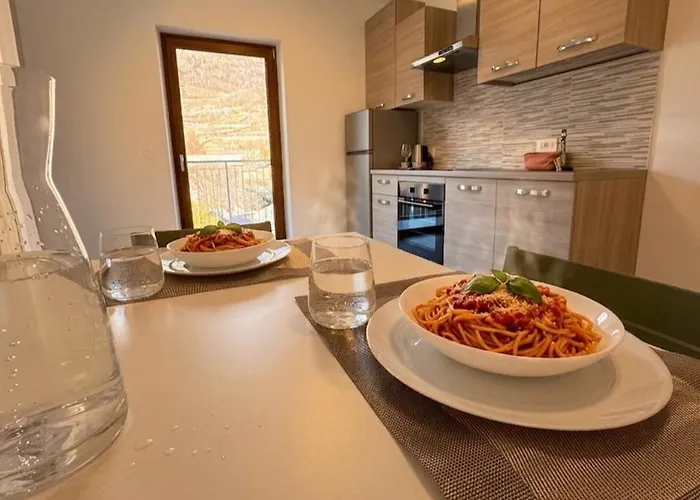 San Carlo - Forcola, Monolocale Per 2 티라노